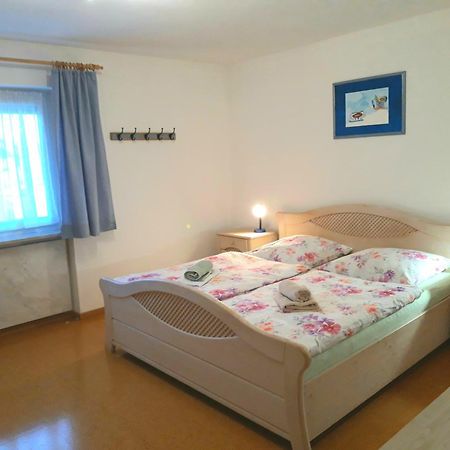 Ferienwohnung Im Seidlerhof Mit Balkon Und Garten Röhrnbach Exteriör bild
