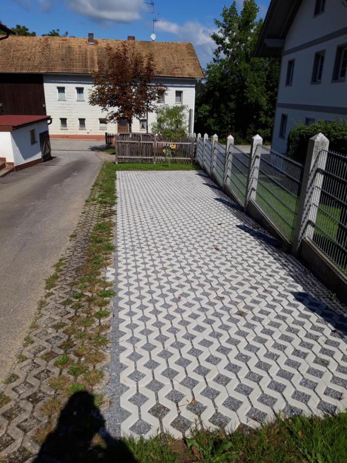 Ferienwohnung Im Seidlerhof Mit Balkon Und Garten Röhrnbach Exteriör bild