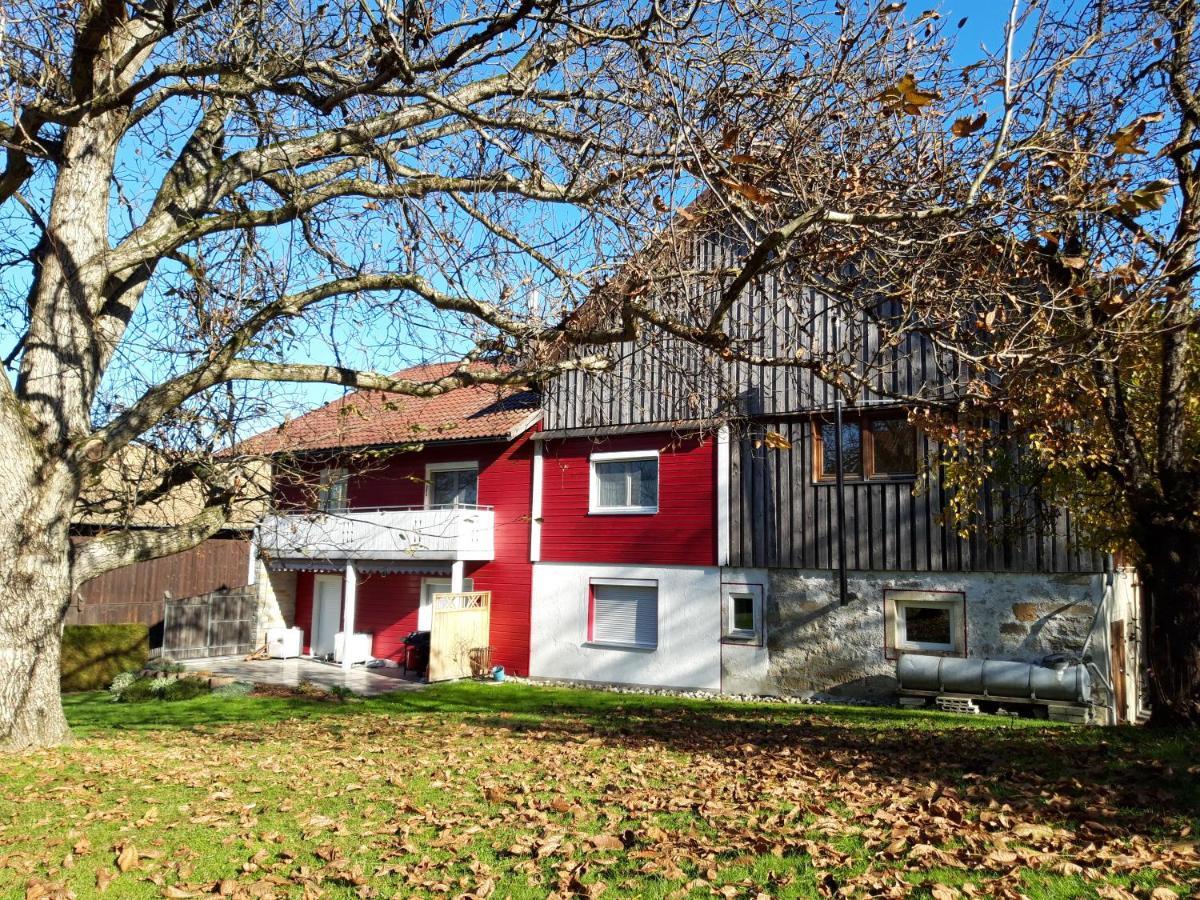 Ferienwohnung Im Seidlerhof Mit Balkon Und Garten Röhrnbach Exteriör bild